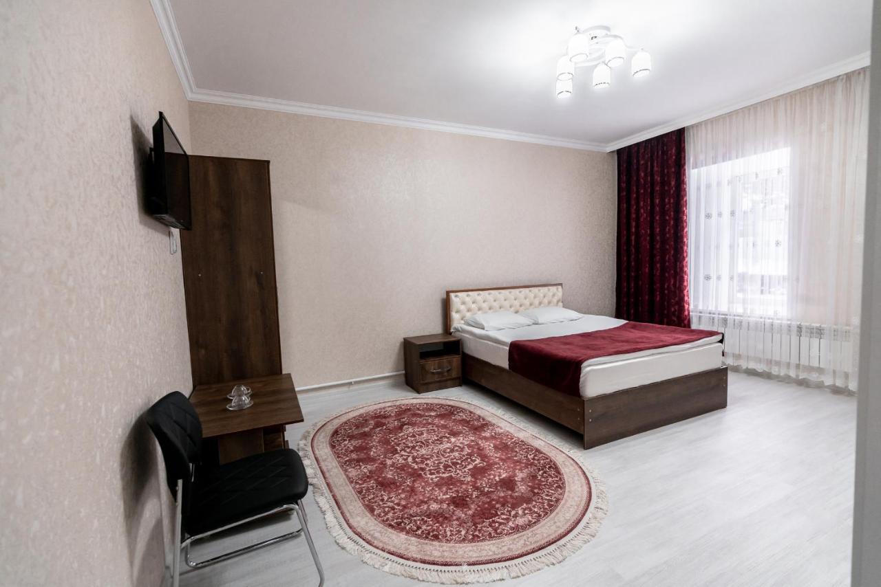 Mixx Hotel Karakol Exterior photo